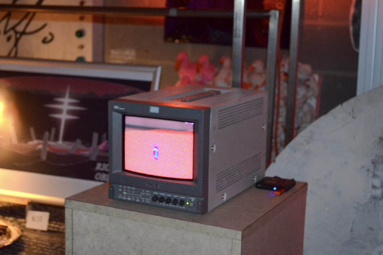 Equipment stills sample